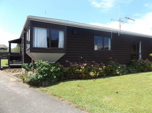 2 Melody Place, Marton