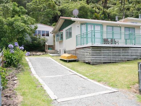 231 Opoutere Road, Opoutere