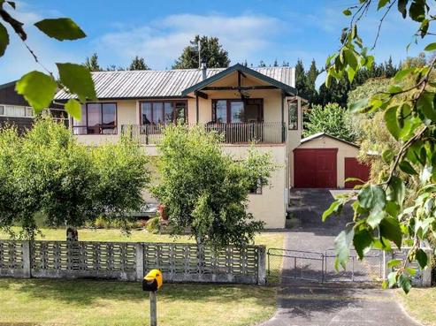 20 Mac Road, Lake Taupo (East)