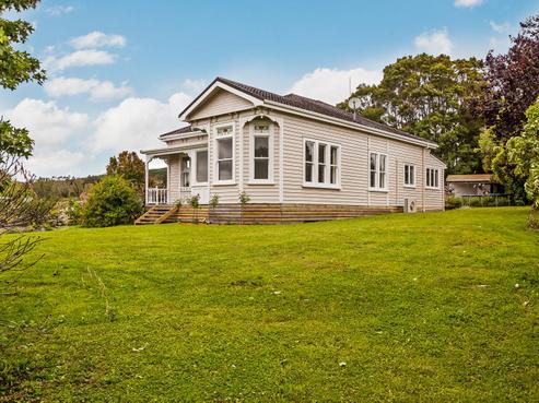 829 Old North Road, Waimauku