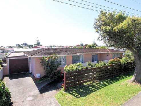 15 Miro Street, Castlecliff