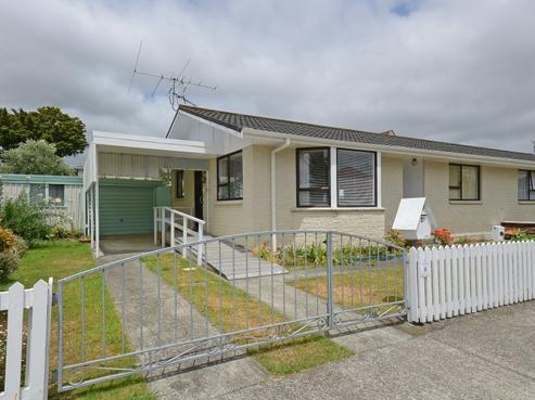 2B Joseph Grove, Elderslea