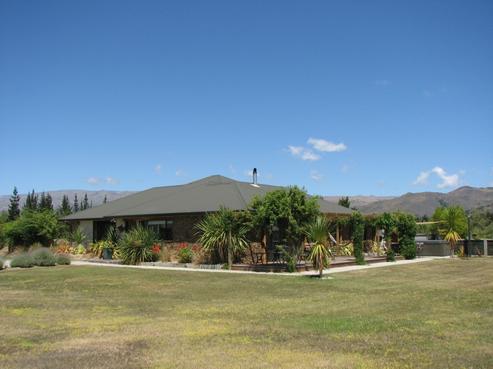 37C Young Lane, Clyde