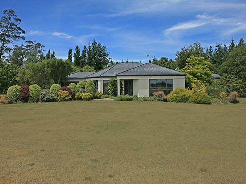 587 Courtenay Road, Darfield