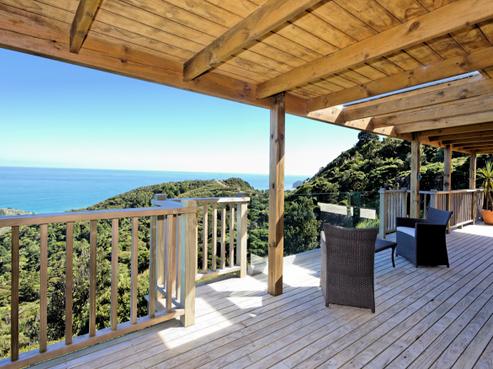 105C Piha Road, Piha