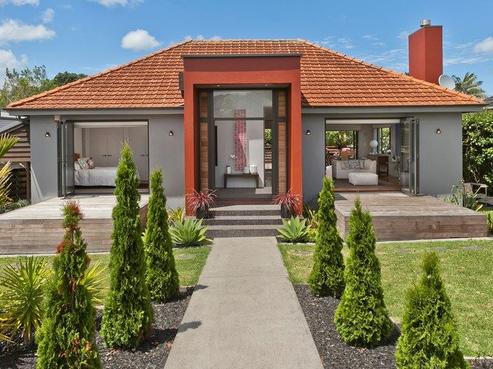 4 Hanlon Crescent, Narrow Neck