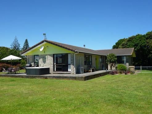 80 Allison Street, Opunake