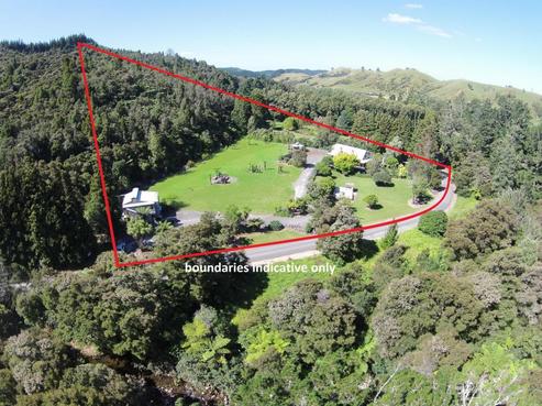 456 Wentworth Valley Road, Whangamata