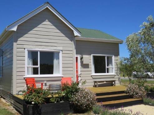 6 Cherry Lane, Martinborough