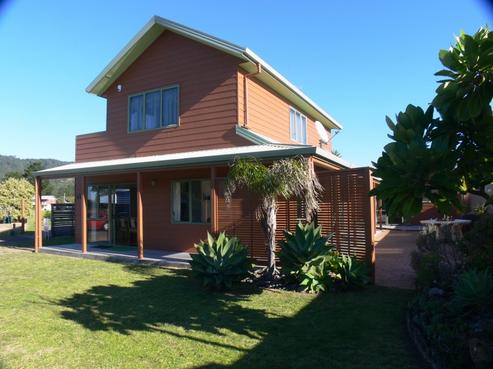 14 Braddock Grove, Pauanui