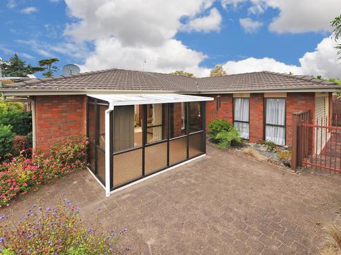 86 Carnoustie Drive, Wattle Downs