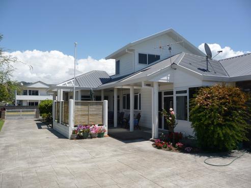100 Island View Road, Whangamata