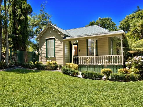 200 Huia Road, Titirangi