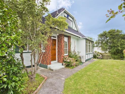 37 Richmond Grove, Woburn