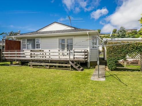 39 Waipounamu Drive, Kelson