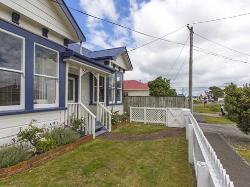 24 Aurora Street, Petone