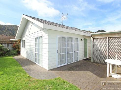 3/169 Whites Line East, Waiwhetu