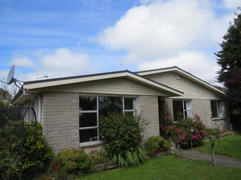 69 Grey Street, Gladstone