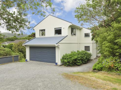 29A Korokoro Road, Korokoro