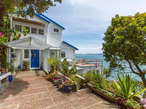 512 Marine Drive, Mahina Bay