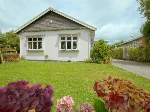 76 Sandwich Road, Beckenham