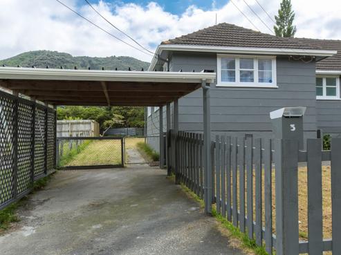 3 Reuben Grove, Naenae