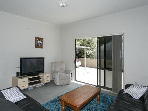 27B Henderson Crescent, Parkvale
