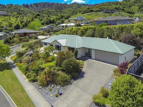 12 Frenchay Drive, Atawhai
