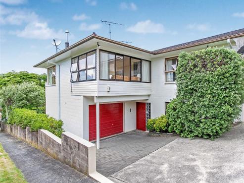 2/31 Hauraki Road, Hauraki