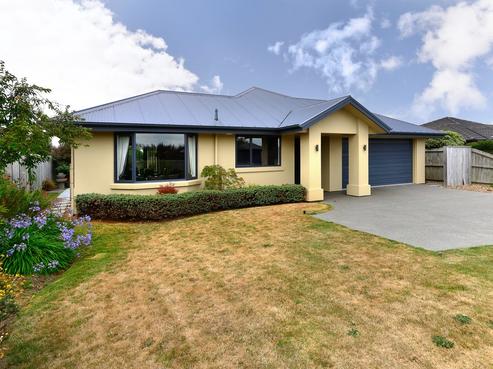8 Goldie Place, Rolleston
