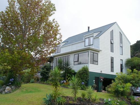 102 Regent Heights, Thames
