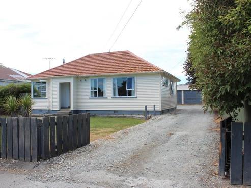 73 Chaucer Street, Milton