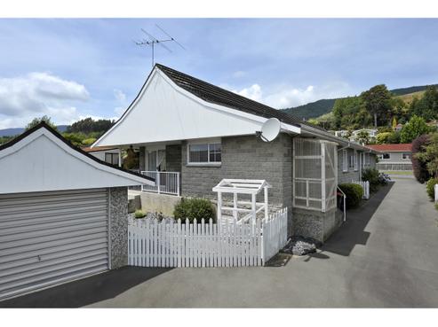 2/5 Marlborough Crescent, Richmond