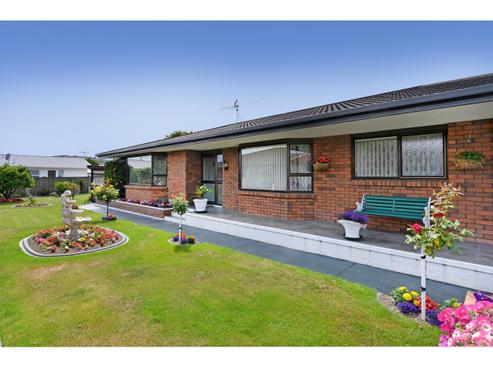 153B Nayland Road, Stoke