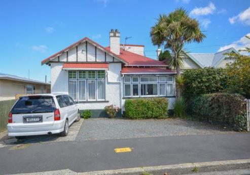62 Grove Street, Saint Kilda