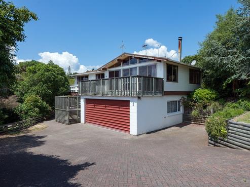 98 Iles Road, Lynmore