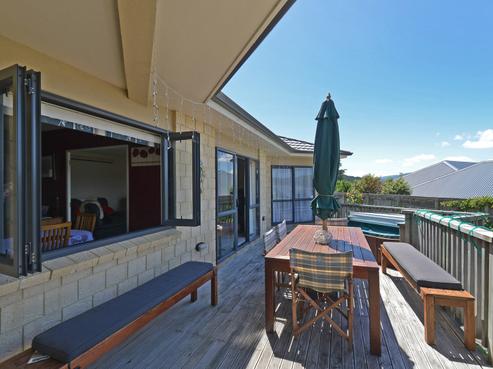 34 Kirton Drive, Riverstone Terraces