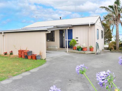 958 Whangaparaoa Road, Manly