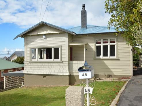 45 Galloway Street, Mornington
