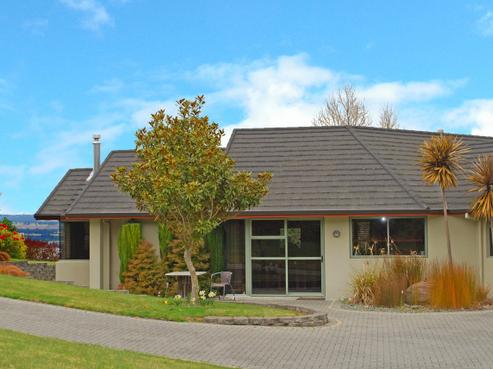 11 Cameron Drive, Acacia Bay
