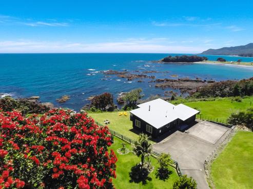 6925 State Highway 35, Te Kaha