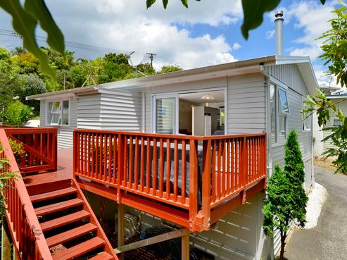 50 Heathcote Road, Castor Bay
