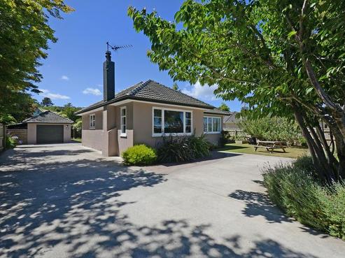 1256 Fergusson Drive, Brown Owl