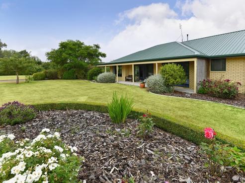 111 Bangor Road, Darfield