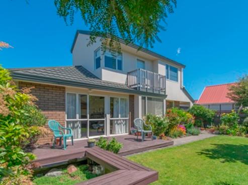 64B Fisher Avenue, Beckenham