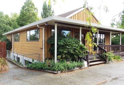 8 Albert Terrace, Winchester