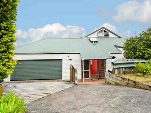 2/25 Mccahill Views, Botany Downs