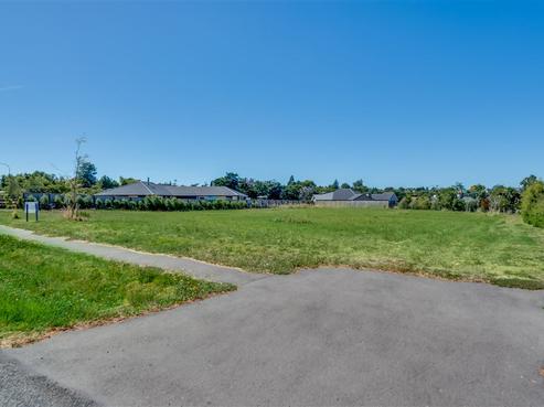 3 Riverside Way, Amberley