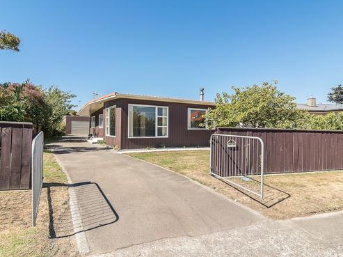 3 Bahama Crescent, Paraparaumu Beach