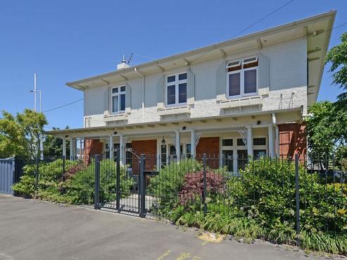 42 Camp Street, Silverstream